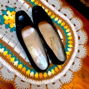 Italian leather shoes black. Salvatore Ferragamo. 1 inch block heels. 81/2. EUC